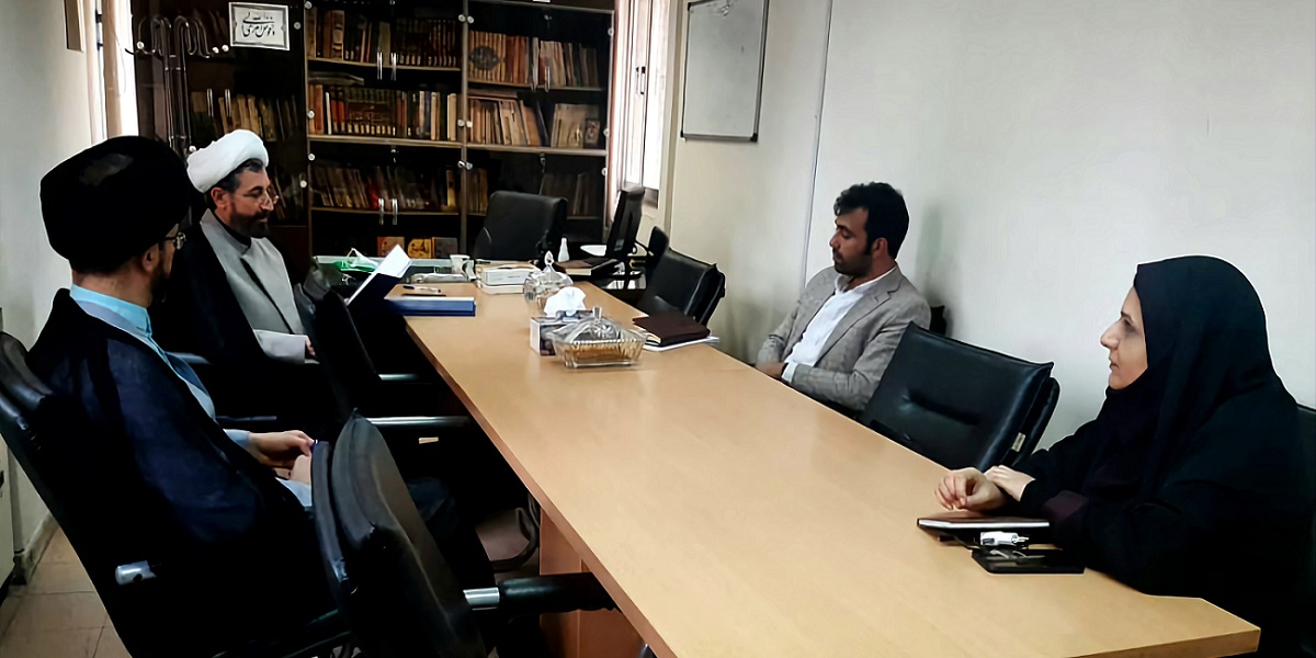 اعطای احکام معاون پژوهشی و مدیران گروه های مرکز مطالعات فرهنگ و اندیشه دینی